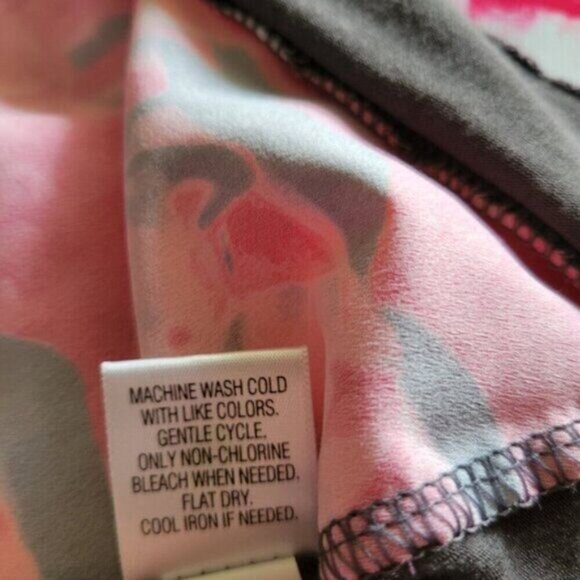 Apt. 9 2X Woman Tunic Blouse Pink Floral Gray Dolman Sleeve Hi-Low Hem stretchy - Picture 7 of 7